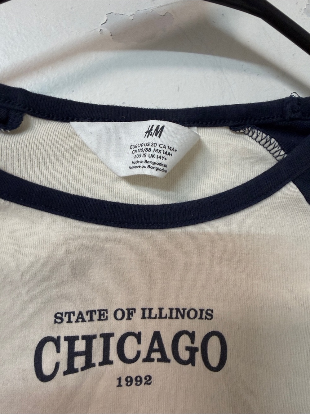 H&M Navy & Cream Chicago Raglan Tee - Picture 2 of 2